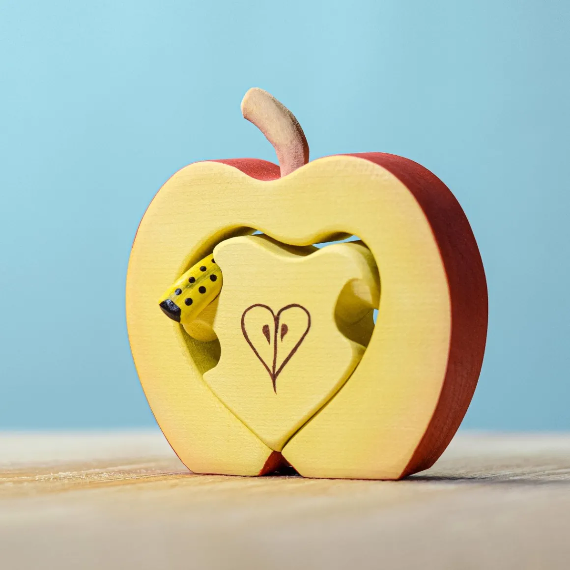 BumbuToys Apple with Worm Online