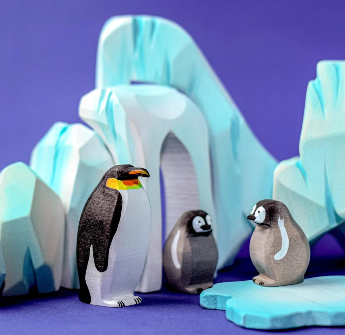 BumbuToys Emperor Penguin Female Clearance