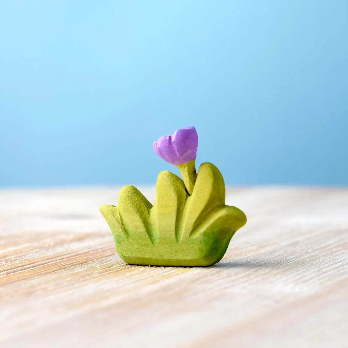 BumbuToys Grass with LILA flower Small Outlet
