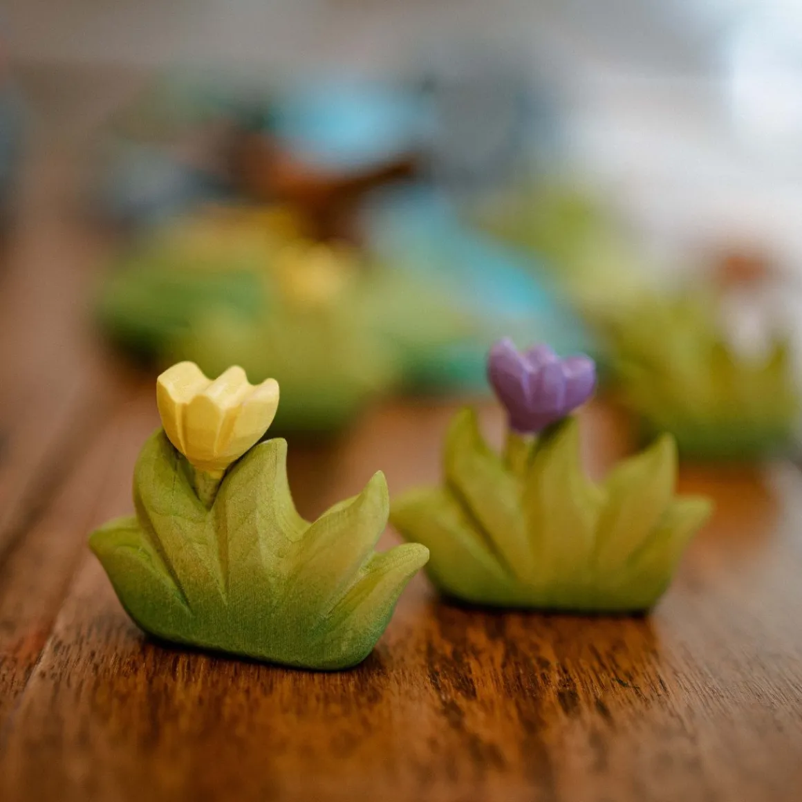 BumbuToys Grass with LILA flower Small Outlet