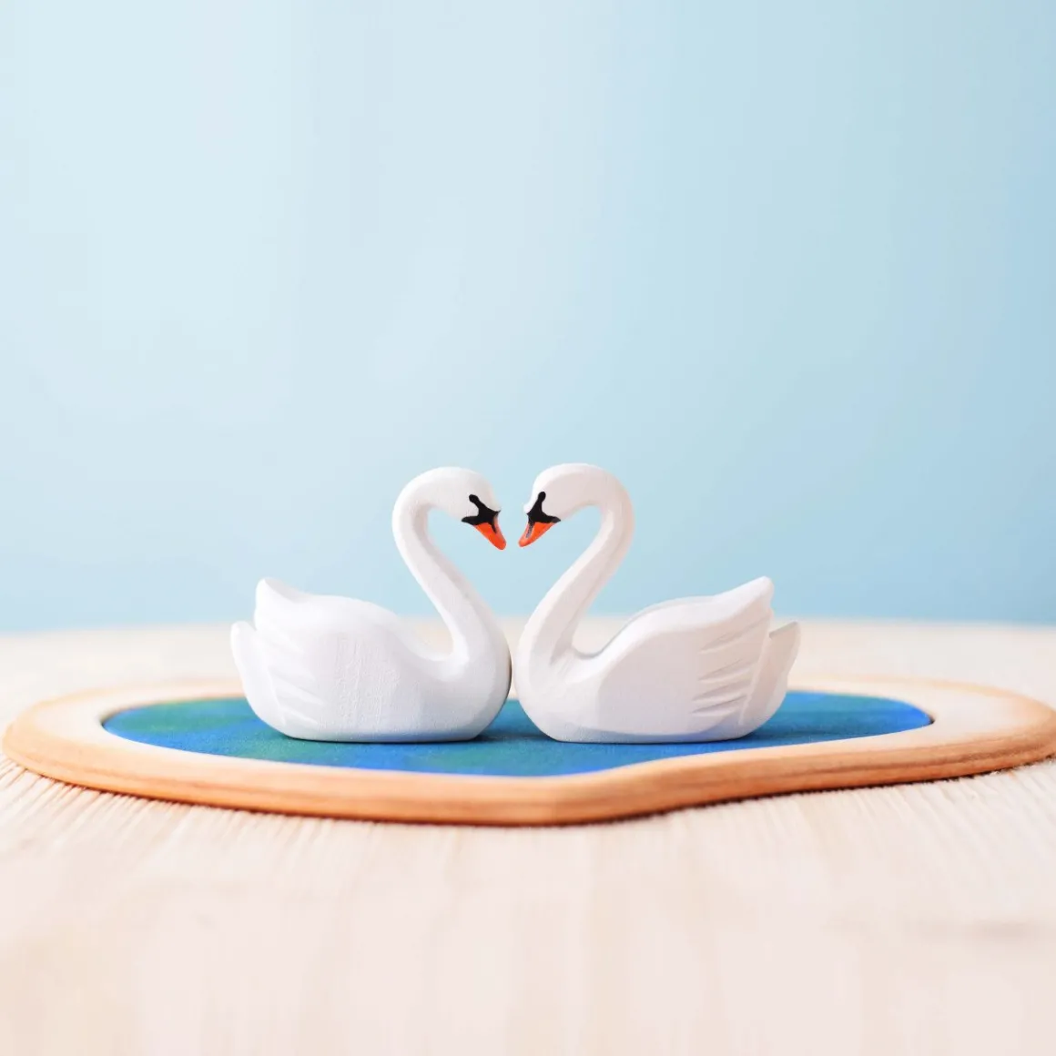 BumbuToys Heart Lake and Swans SET Fashion