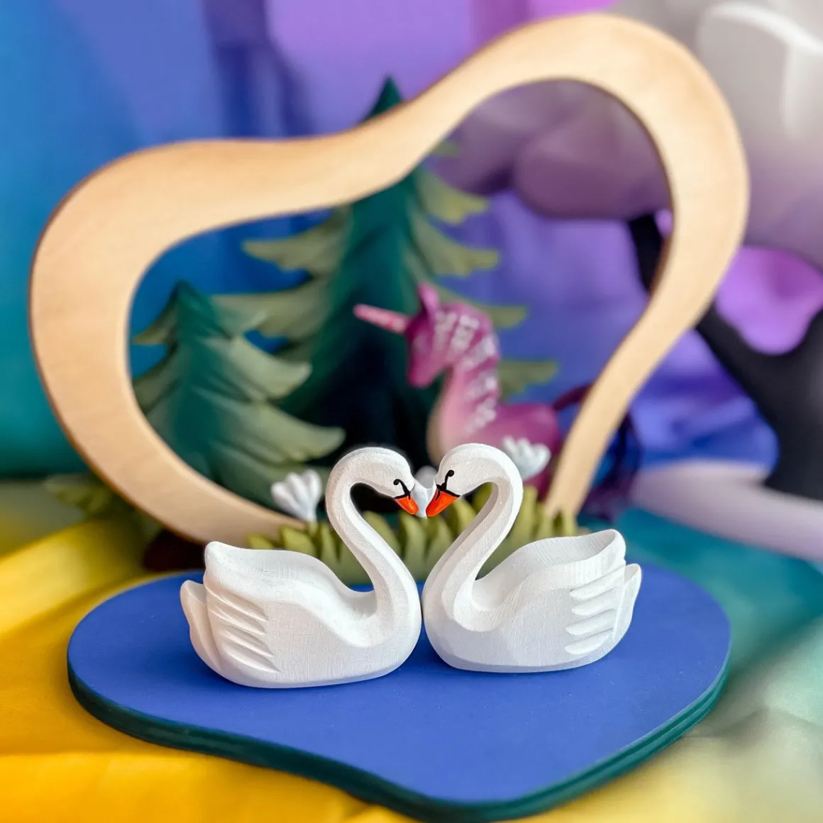 BumbuToys Heart Lake and Swans SET Fashion