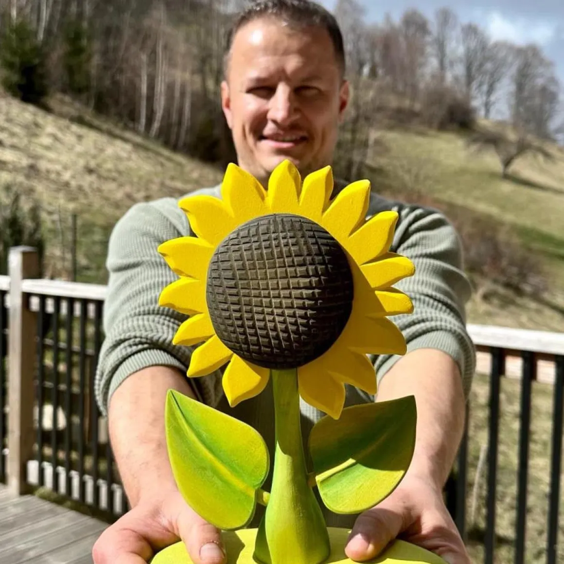 BumbuToys Large Sunflower Hot