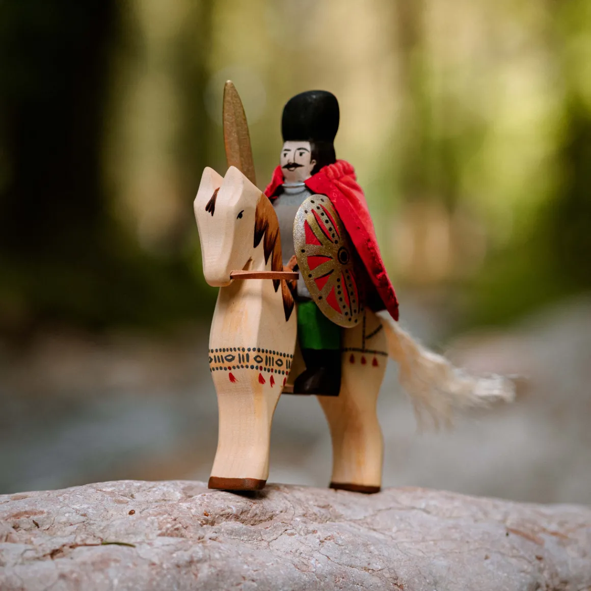 BumbuToys Michael The Great With Sword, Shield and Cape SET Hot