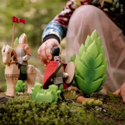 BumbuToys Michael The Great With Sword, Shield and Cape SET Hot