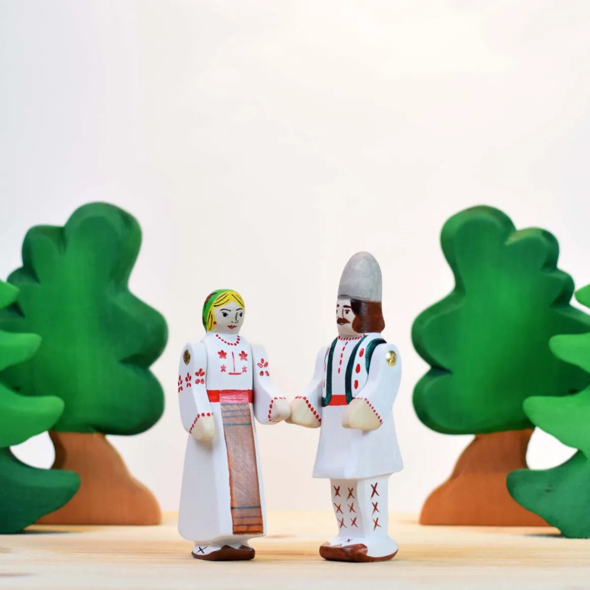 BumbuToys Peasant Woman Discount