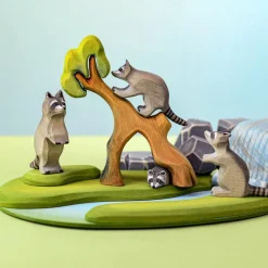 BumbuToys Raccoon Sitting Fashion