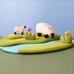 BumbuToys Sheep and Lamb by The river Hot