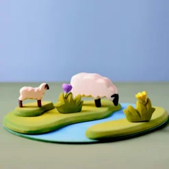 BumbuToys Sheep and Lamb by The river Hot