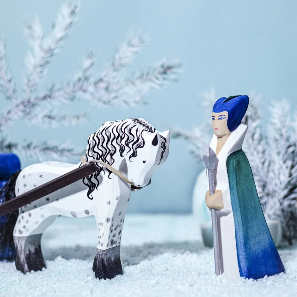 BumbuToys Snow Queen, Sleigh and White Horse SET Outlet