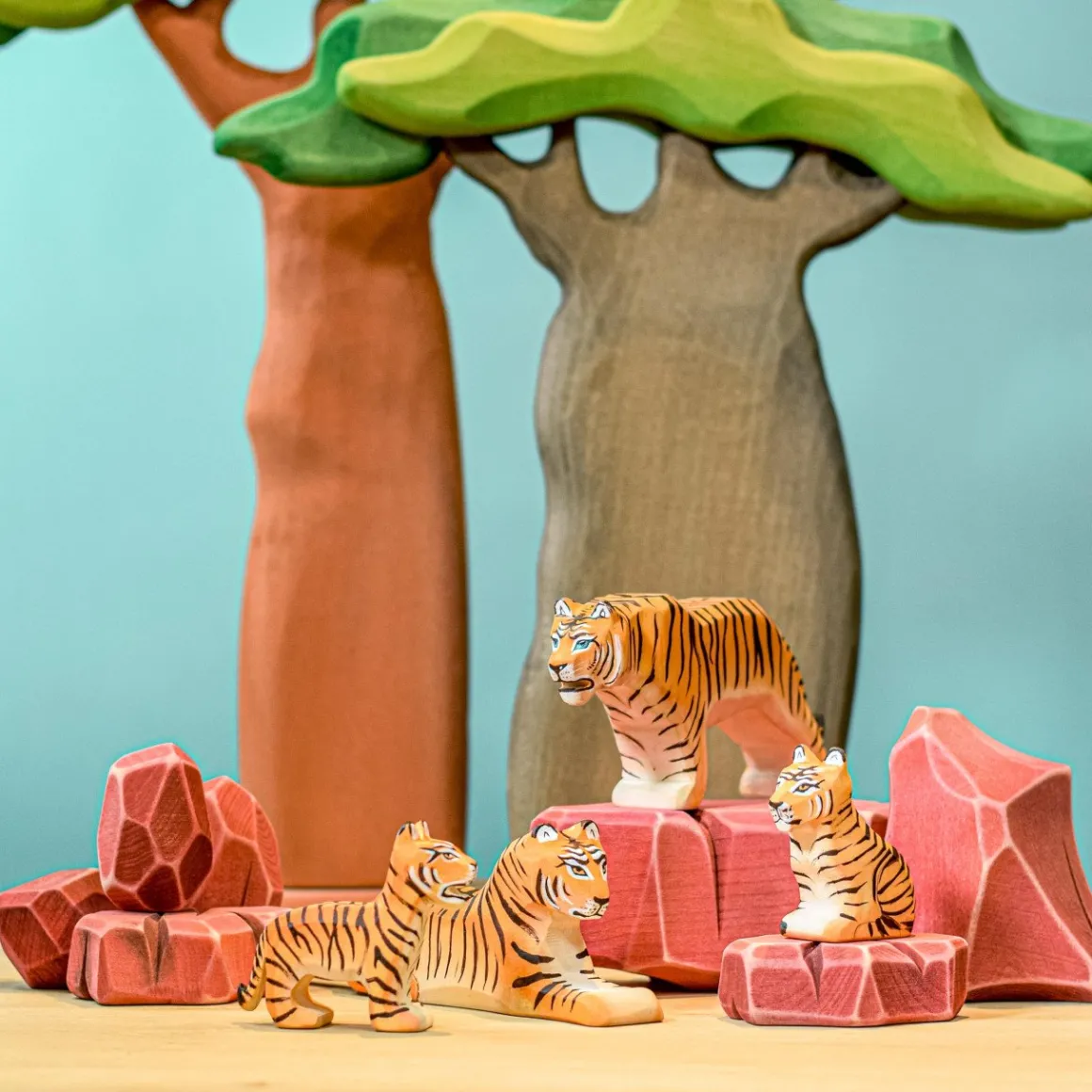 BumbuToys Tiger Lying Sale