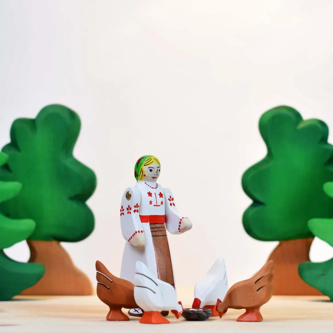 BumbuToys White Hen New